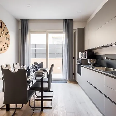 Residence Sant'Orsola - Pizzardi Suites Apartments Bologna Buitenkant foto