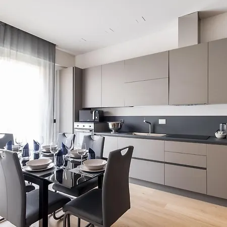 Residence Sant'Orsola - Pizzardi Suites Apartments Bologna Buitenkant foto