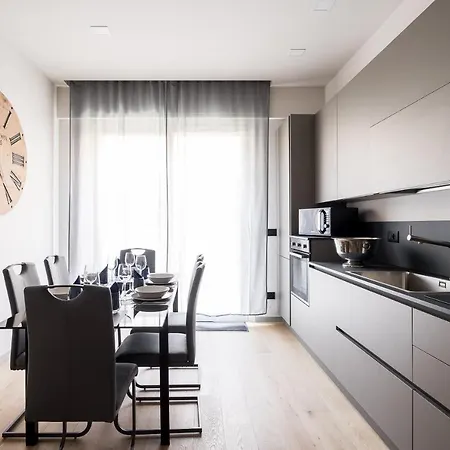 Residence Sant'Orsola - Pizzardi Suites Apartments Bologna Buitenkant foto